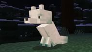 There's just one variant of the fox. (Image via Mojang Studios)
